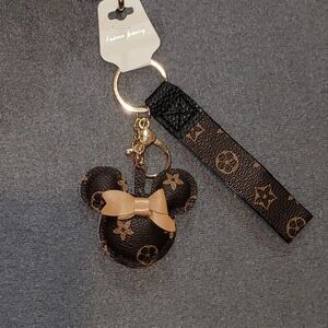 Minnie Mouse Clover Keychain Faux Leather Monogrammed Bow Wristlet
